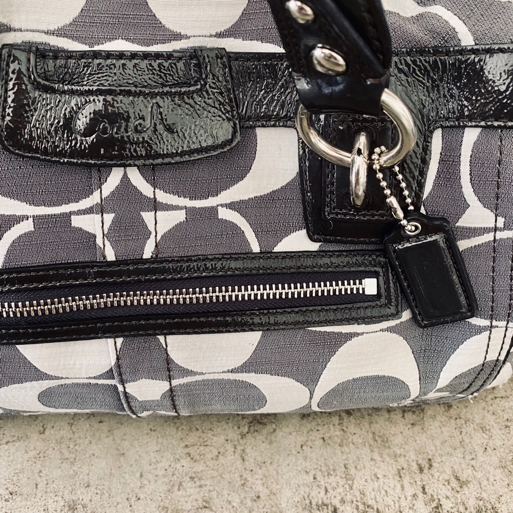 Coach Jacquard with Black Patent Leather Satchel - Picture 3 of 8